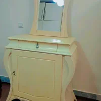 کنسول و آینه