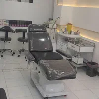 اجاره اتاق درمطب پزشکی مجتمع عزیزخانی ابتدای محتشم|اجارهٔ دفتر کار، اتاق اداری، مطب|اصفهان, جلفا|دیوار