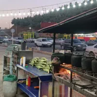 کار در بوفه میدان گاز