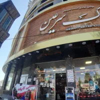 فروش تجاری ۲۸ متری بر اصلی ولیعصر