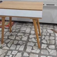 میز و جاکفشی و تخت|تخت و سرویس خواب|اصفهان, محله اسلامی|دیوار