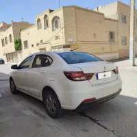 شاهین بی رنگ و شاسی پلمپ