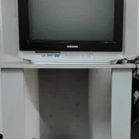 تلویزیون سامسونگ ۲۱ اینچ ومیز ودستگاه دیجیتال