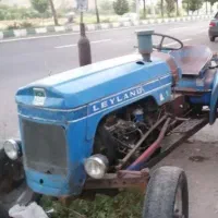 تراکتور فروشی