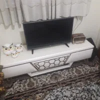 ال ای دی ۳۲ سالم