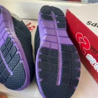 کتونی ورزشی|کیف، کفش، کمربند|مهاجران, |دیوار