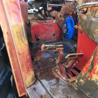 تراکتور بی ام ولوو ۴ سیلندر|خودرو سنگین|درب گنبد, |دیوار