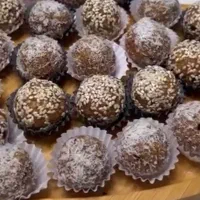 رولت حلوا خرما انواع حلوا و خرما گردو|خوردنی و آشامیدنی|اصفهان, جلفا|دیوار