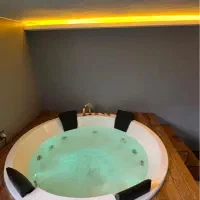 اجاره ساعتی و روزانه ابادگران بدون بیعانه|اجارهٔ کوتاه‌مدت آپارتمان و سوئیت|مشهد, کوه سنگی|دیوار