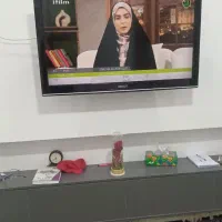 تلوزیون کاملا سالم ۴۲ اینچ