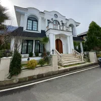 ویلا-نمای-متفاوت-با-اصالت-داخلی-خونه-شیک-استخردار