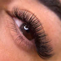 استخدام اکستنشن کار مژه به شرط آ.مو.ز.ش|استخدام درمانی، زیبایی، بهداشتی|فردیس, نسترن شرقی|دیوار