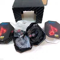 دو عدد هندزفری آکبند خارجی