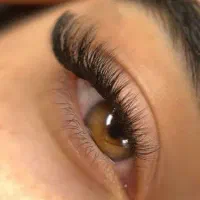 مدل خدمات اکستنشنمژه و ناخن