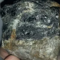 سنگ ۶ضلعی پولکی درخشنده