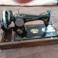 چرخ خیاطی قدیمی