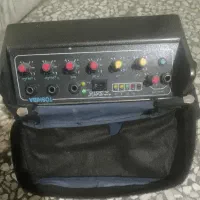 آمپلیفایر همراه با دو تا میکروفون