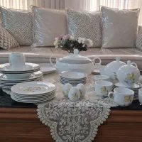 سرویس  چینی ۶ نفره. غذا خوری و چایی خوری زرین