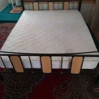 تخت دو نفره