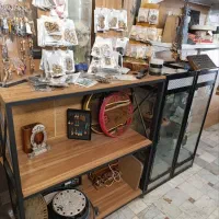 ویترین چوبی و فلزی مغازه ویترین چرخان مغازه