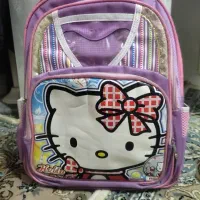 کیف مدرسه سالم وتمیز در حدنو پشت کیف طبی