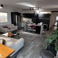 آپارتمان ۱۰۶ متری واقع در برج بهار ۲ ولیعصر ۸