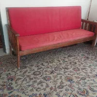 نیمکت چوبی بالکن