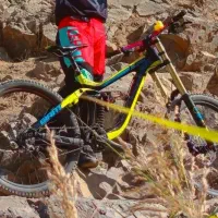 جاینت گلوری دانهیل|دوچرخه، اسکیت، اسکوتر|فردیس, فردیس|دیوار