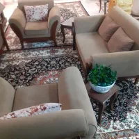 یک دست مبل راحتی هفت نفره درحد نو