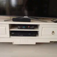 میز تلویزیون و بوفه خیلی قشنگ مشنگ