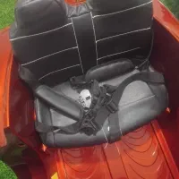 ماشین شارژی دو موتوره متالیک|اسباببازی بچه|قم, هفت تیر|دیوار