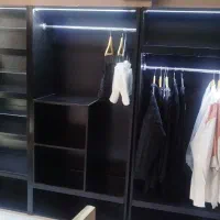 دکوراسیون مغازه پوشاک