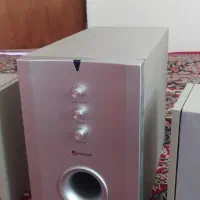 اسپیکر سه تیکه