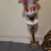 یک جفت شمعدان سه پوسته پایه برنز