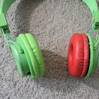 هدفون بلوتوثی در حد نو