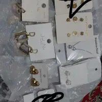 تعدادی گوشواره به دلیل تغییر شغل فقط فقط  ۴۵۰