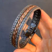 گردنبند رزینی|بدلیجات|قرچک, پویینک|دیوار