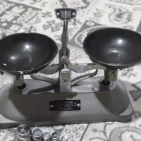 ترازوی قدیمی معاوضه با طوطی گرینچیک