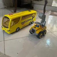اتوبوس و تراکتور با هم
