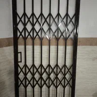 حفاظ درب آپارتمان