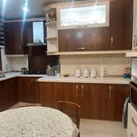 در کابینت