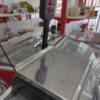 یخچال.قفسه.ترازو