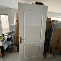 درب به همراه دستگیره