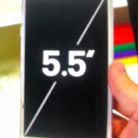 گوشی آیفون 8