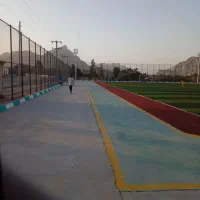بتن ریزی با ماله پروانه وتراز لیزری