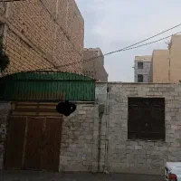 ۱۸۰متری ویلایی/یه فرصت عالی برای سکونت یا ساخت
