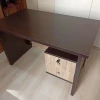 میز تحریر چوبی