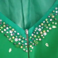 تعدادی لباس مجلس هرکدام ۱ بار پوشیده شدند .|لباس|میاندوآب, |دیوار