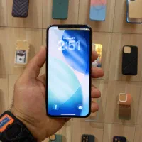 iPhone 11 pro zaa 512g