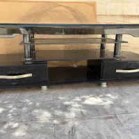 میز تلویزیون شیشه ای